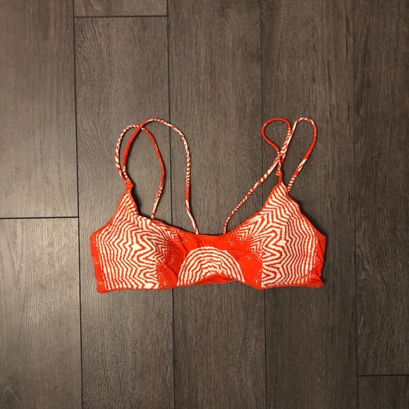 RipCurl Scoop Neck Bikini Top - Picture 1 of 8